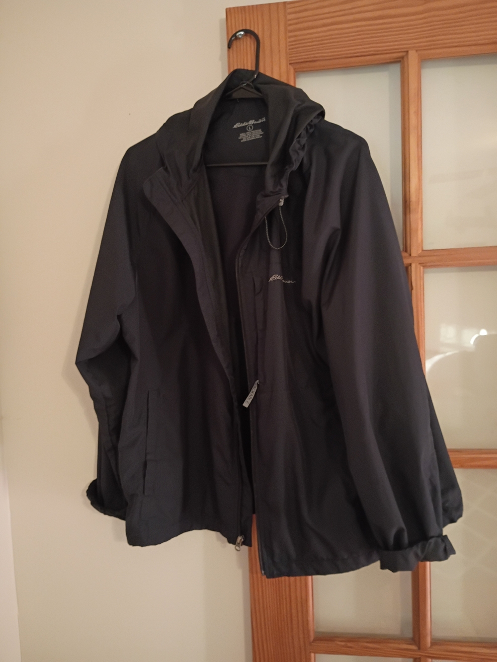 Eddie Bauer Men's Black Hooded Rain Jacket